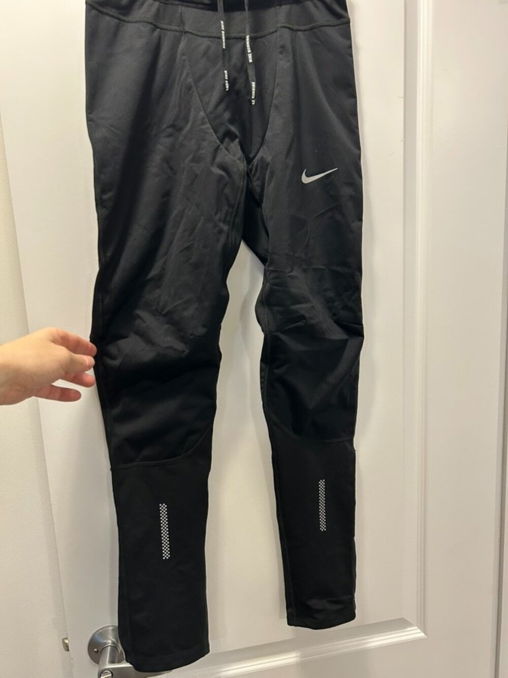 Nike Shield Men's Weather-Resistant Running Pants Tights – Black – Size Small